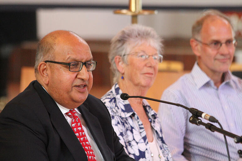 Sir Anand Satyanand chairing a Ma Whea Commission hearing. That's Dame Judith Potter and Professor Paul Trebilco in the background.