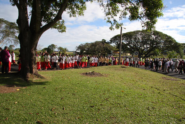Delegates and Polynesia’s youth file toward synod