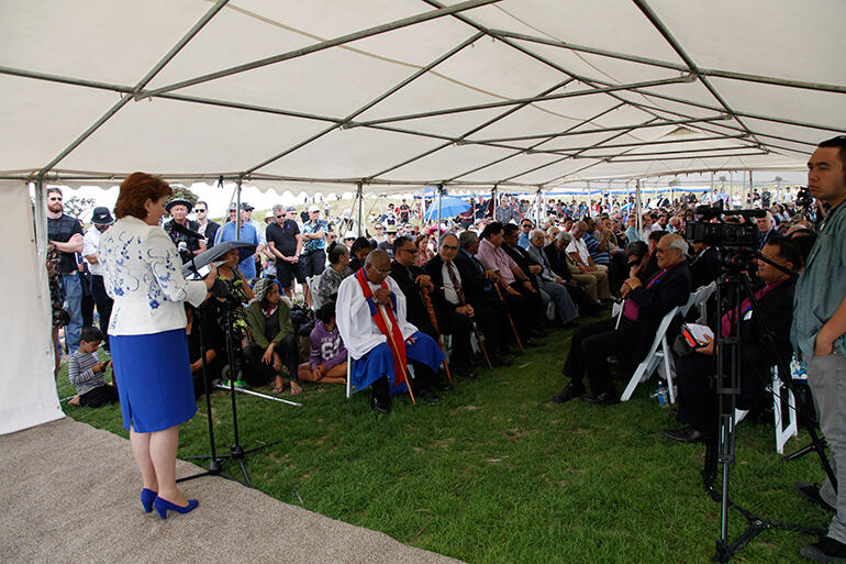 The Conservation Minister, the Hon Maggie Barry, addresses the VIPs in the main marquee.