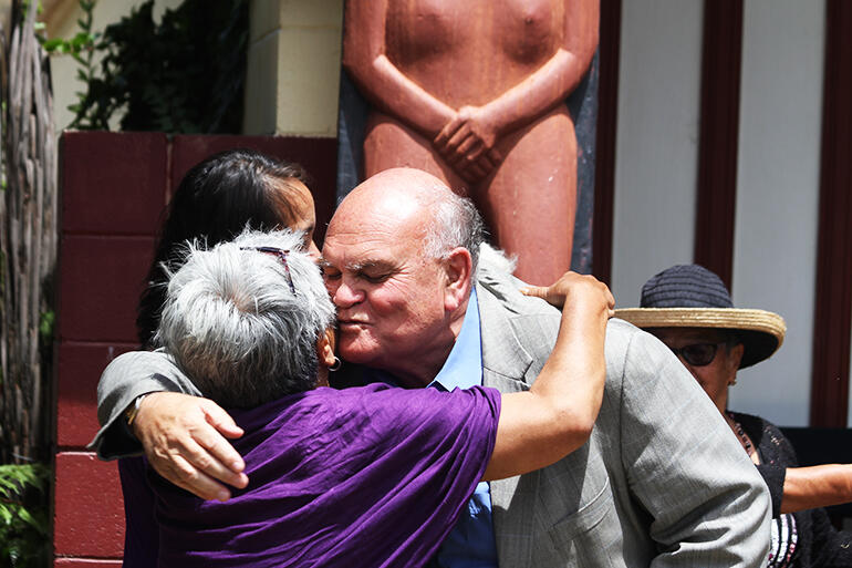 Selwyn Parata at Rongomaianiwaniwa, the marae next to St Mary's at Tikitiki.