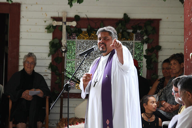 Bishop-elect Don Tamihere preached the kauwhau.