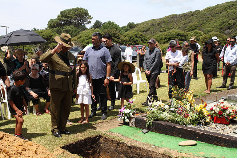 Salute for a fallen 28 Maori Battalion veteran.