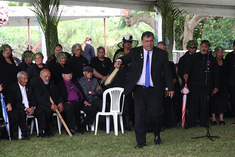 Rahui Papa with the kite that overflows...