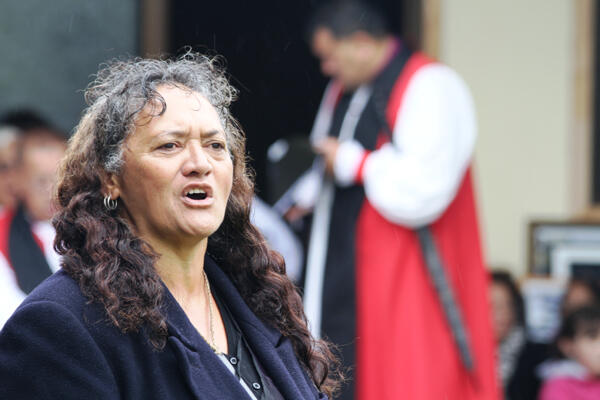 The karanga sounds inviting another ope to to come on to the marae.
