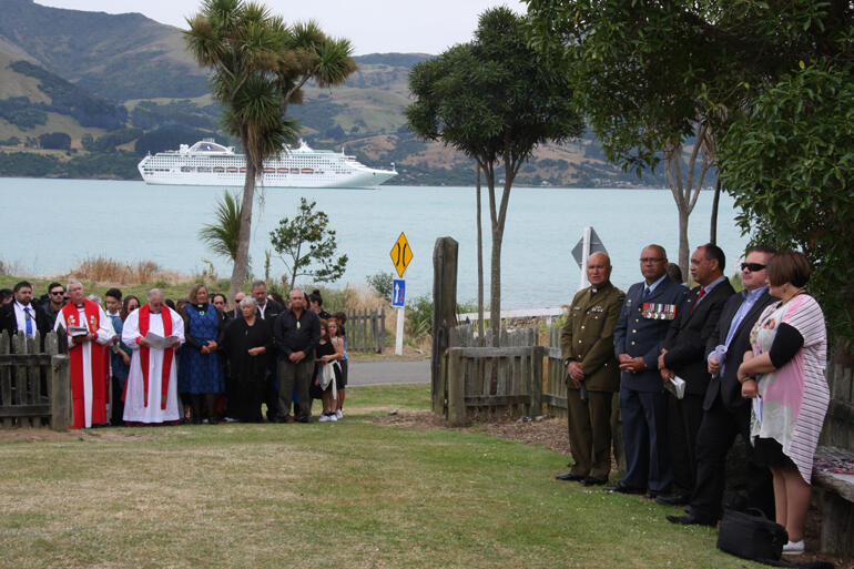 Richard Wallace was an Air Force man - and RNZAF officers welcomed him.