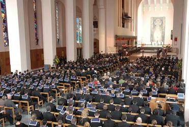  Royal New Zealand Navy sailors worshipping in Wellington Cathedral. Photo: Jay Berryman