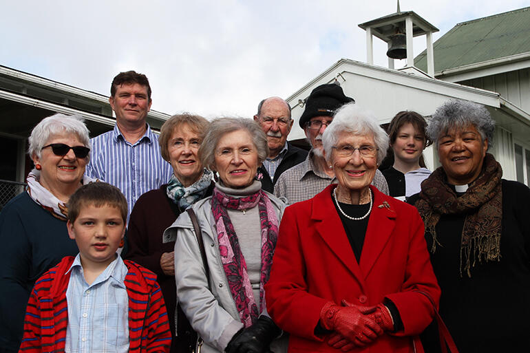 Outside the church foyer. L-R: Di; Logan (foreground); Tim; Suzanne; Ann; Frank; John (obscured); Alice; Shannan and Jacyntha.