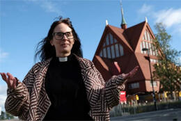 Swedes move threatened church