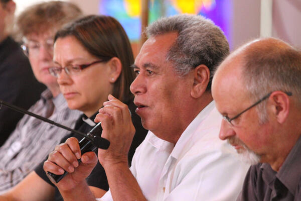 Dr Frank Smith, Dean of Pasefika students at St John's College, during a Q&A session with the six speakers.