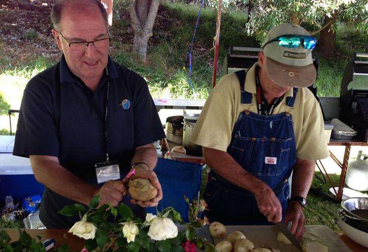 Roger Wigglesworth (left) and Mark Williams prepare evening dinner for the Wellington Diocese contingent. Roger Wigglesworth (left) and Mark Williams prepare evening dinner for the Wellington Diocese contingent.
