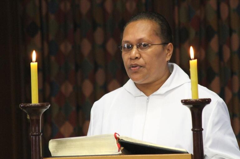 Eseta Mateiviti reads the OT lesson. She's a PhD student for the Diocese of Polynesia.