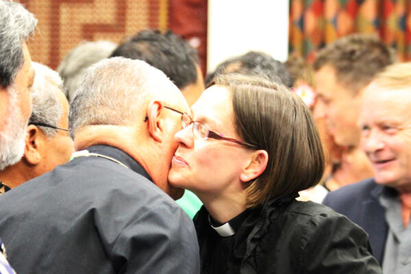 The welcome complete, Dr Helen-Ann exchanges a greeting with the Rev Dr Rangi Nicholson.