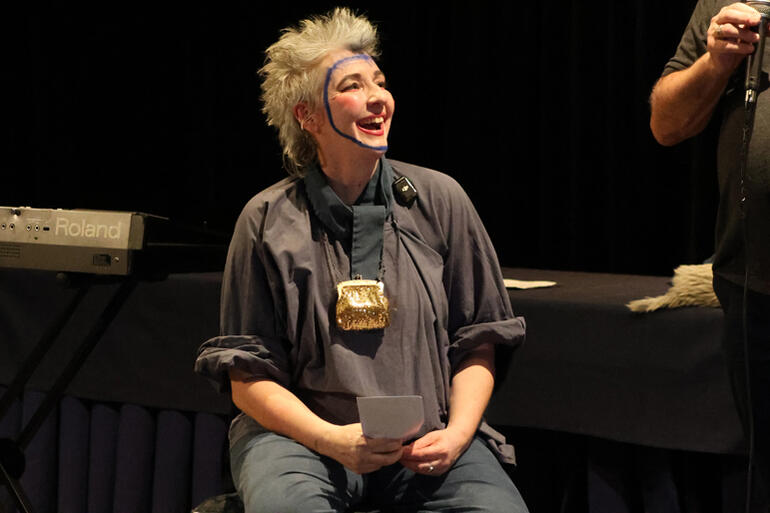 Jo Randerson chats with Summit delegates after her live theatre performance of "Speed is emotional" on the lived experience of ADHD.
