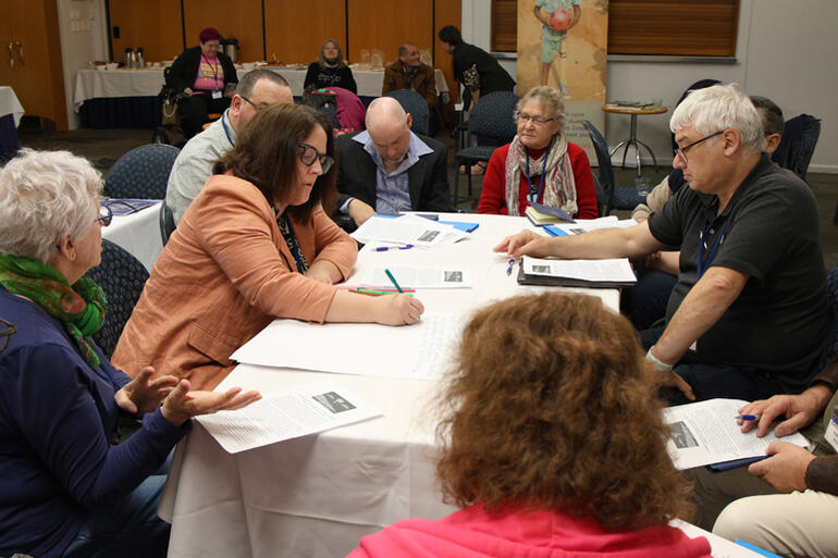 Rev Sarah Pidgeon takes notes during the Tikanga Pākehā caucus discussion.