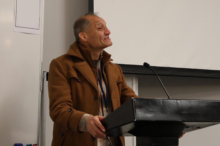 Reverend Leo Te Kira guides the Summit through its work.