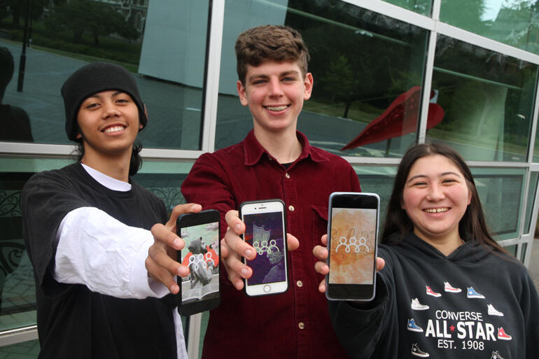 Juan, Finlay and Serenity check out the Tuia Daily Prayer smartphone app which is now out as free download for iPhone and Android. 