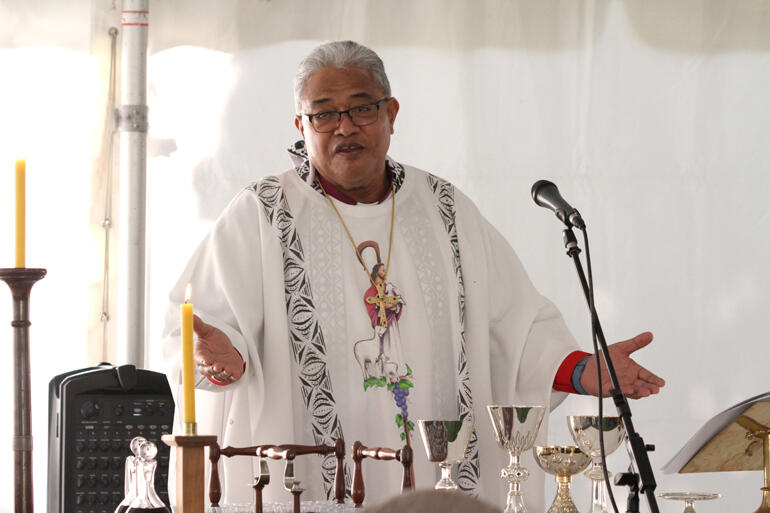 Archbishop Sione Ulu'ilakepa celebrates the Eucharist in the lead up to Te Hīnota Whānui.