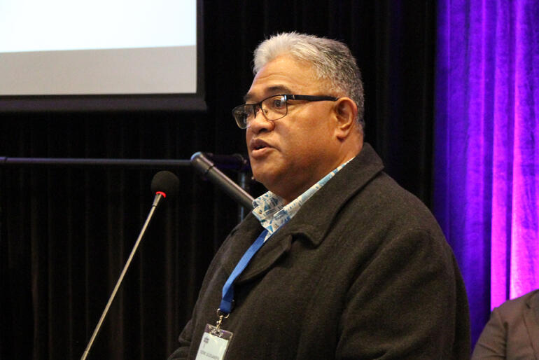 Common Life Liturgical Commissioner Rev Sione Ulu'ilakepa presents Bill#5 to General Synod Te Hīnota Whānui today.