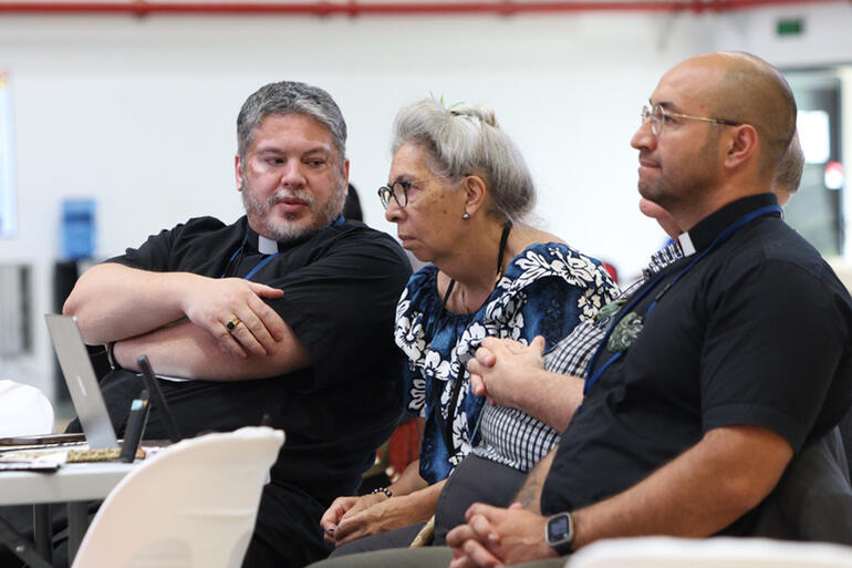 Archdeacon Michael Tamihere and Dr Jenny Te Paa Daniel consider the details as Bill 15 comes before Te Hīnota Whānui. 