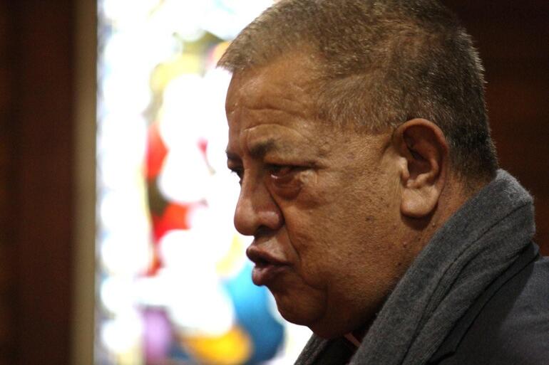 Bishop John Gray responds for the manuhiri. Bishop John Gray responds for the manuhiri.