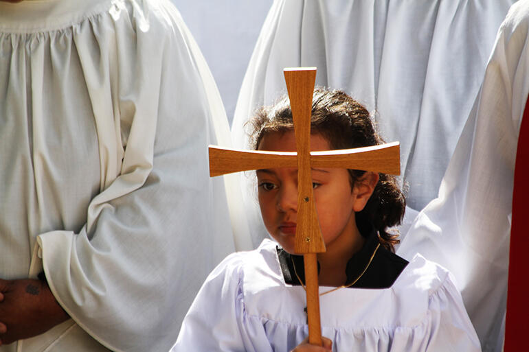 Kaya Walker-Grace Gray, the crucifer for the day. Kaya Walker-Grace Gray, the crucifer for the day.