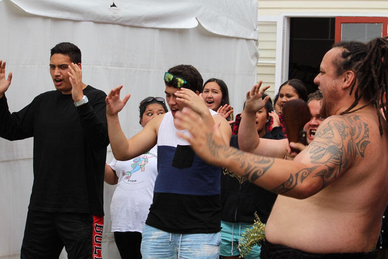 Rangatahi welcome guests of different faiths. 