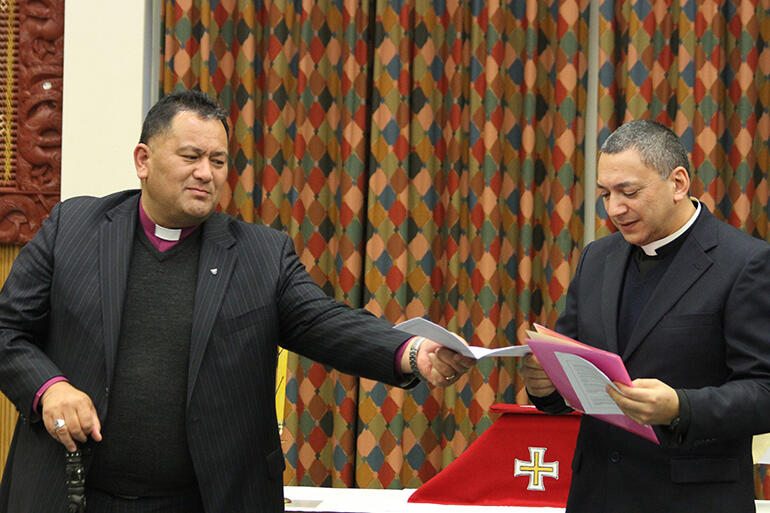 Some horsetrading between Bishop Kito Pikaahu and Katene over the new dean's licence.