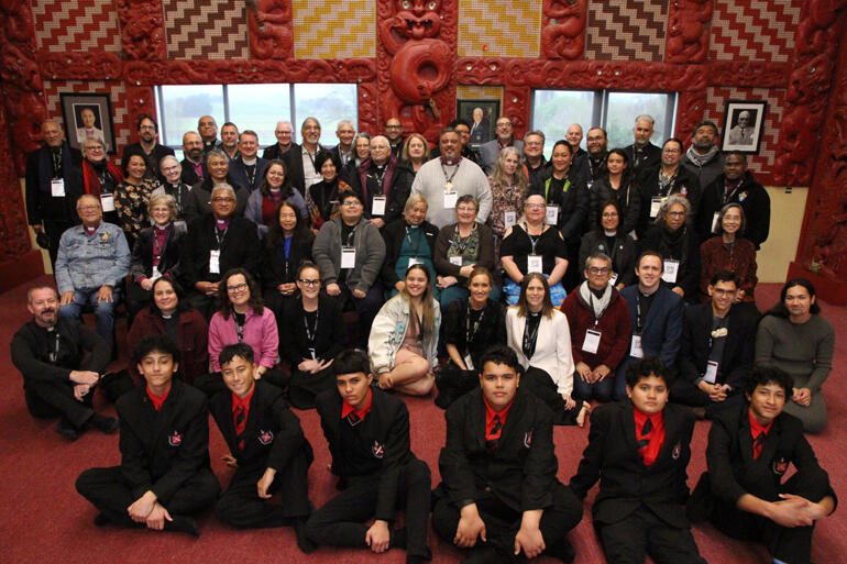 Anglican International Leadership Initiative wānanga members gather in Te Whare o Rangi at Te Aute College. Anglican International Leadership Initiative wānanga members gather in Te Whare o Rangi at Te Aute College.
