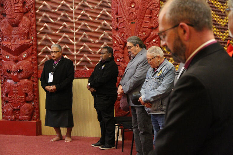 Archbishop Sione leads Diocese of Polynesia members at the hui in a rousing hymn. Archbishop Sione leads Diocese of Polynesia members at the hui in a rousing hymn.