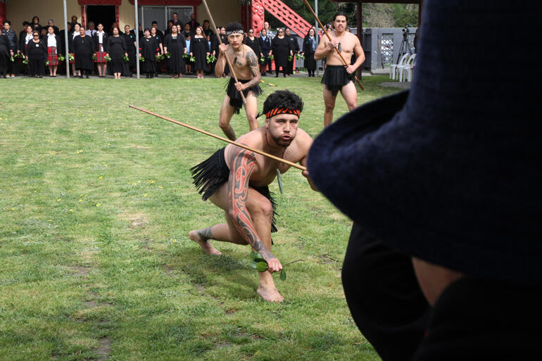 An Ōmahu kaiwero lays down the challenge for the visitors. An Ōmahu kaiwero lays down the challenge for the visitors.