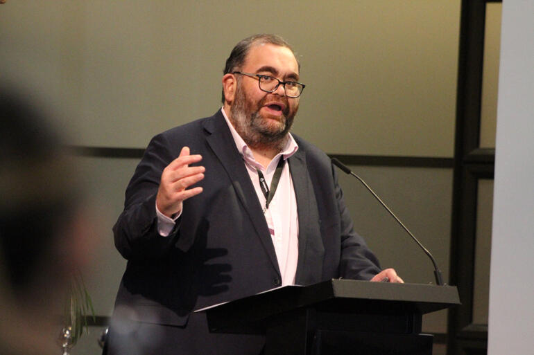 Rev Dr Hirini Kaa opens the session on Mihinare-led education with the challenge of how mātauranga can inform the Church. Rev Dr Hirini Kaa opens the session on Mihinare-led education with the challenge of how mātauranga can inform the Church.