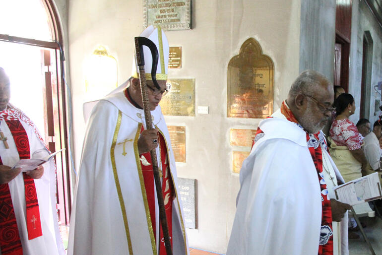 Archbishop Sione returns to his Cathedral as Bishop of Polynesia.